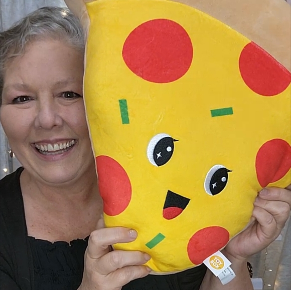 Meet your Posher, Peggy - Picture 2 of 4